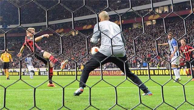 亚博电竞 -本菲卡内部会议纪要流出——冲刺阶段防线松动，欧联使命明确，身体对抗强度拉满的简单介绍