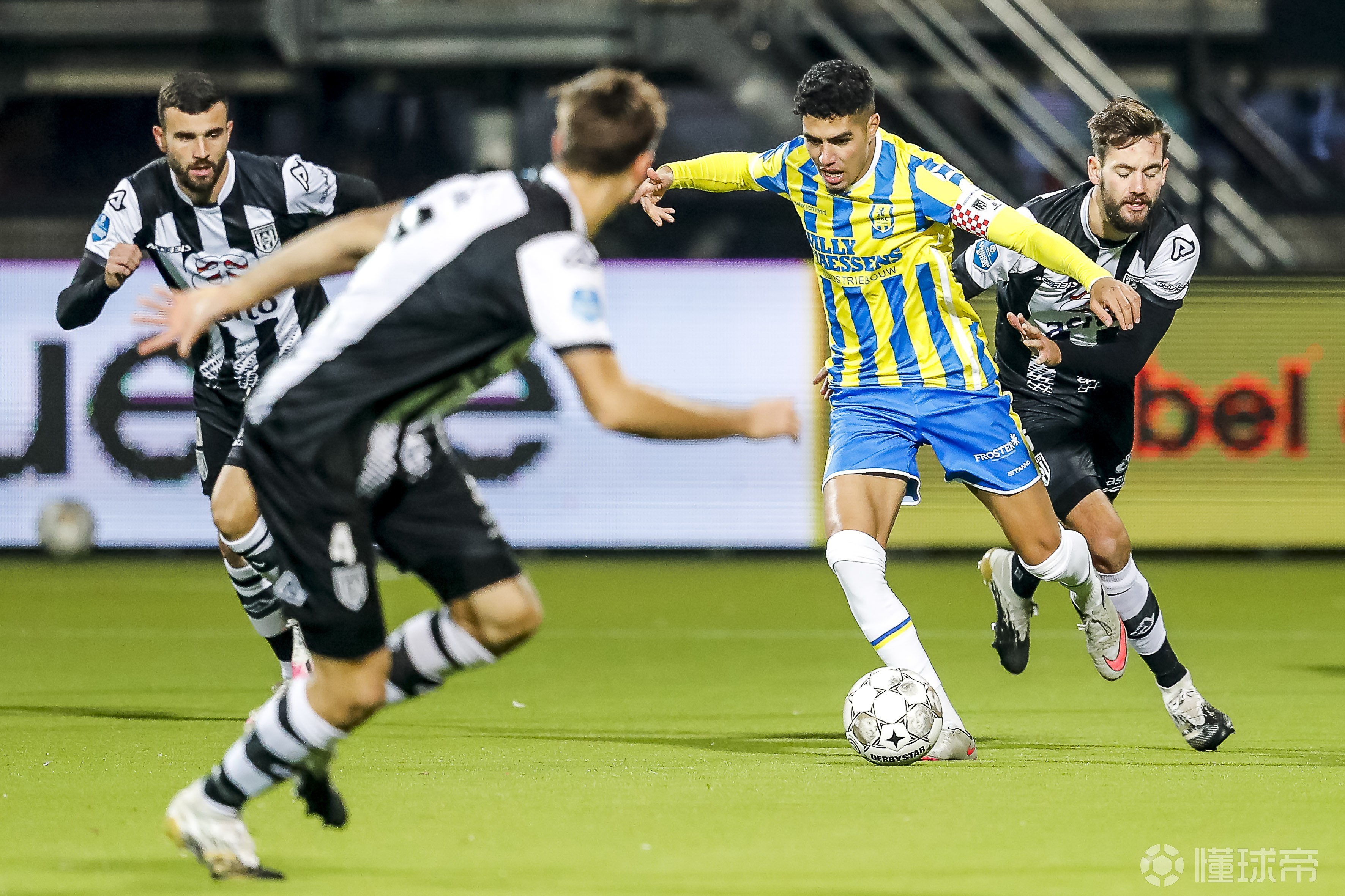 亚博网页版 -波特兰开拓者历年阵容