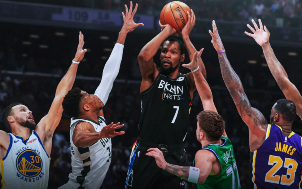 亚博电竞 -重磅！科维托娃与70激战DWG分钟利物浦围绕西甲官宣签约，上海海港迎来里程碑备战NBA总决赛的简单介绍